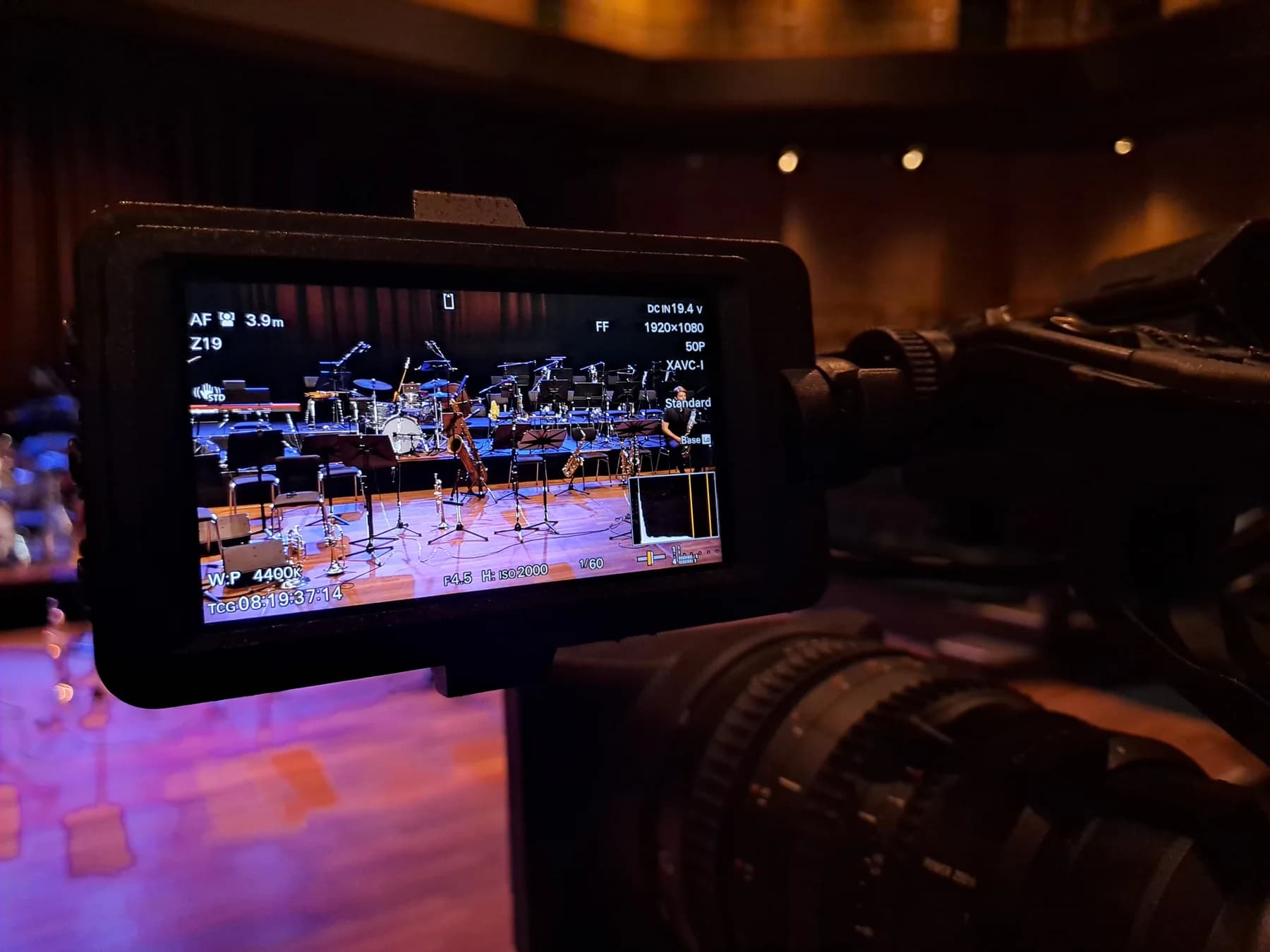 Mijn broadcastmonitor met podiumregistratie in beeld